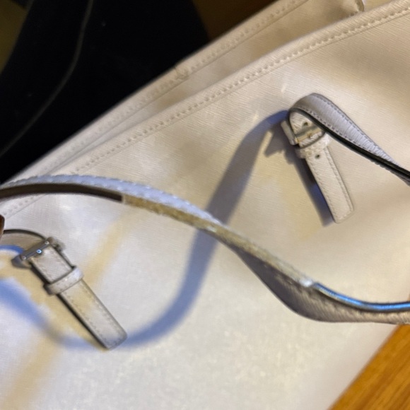 Michael Kors Lilac Tote Bag - Picture 5 of 16